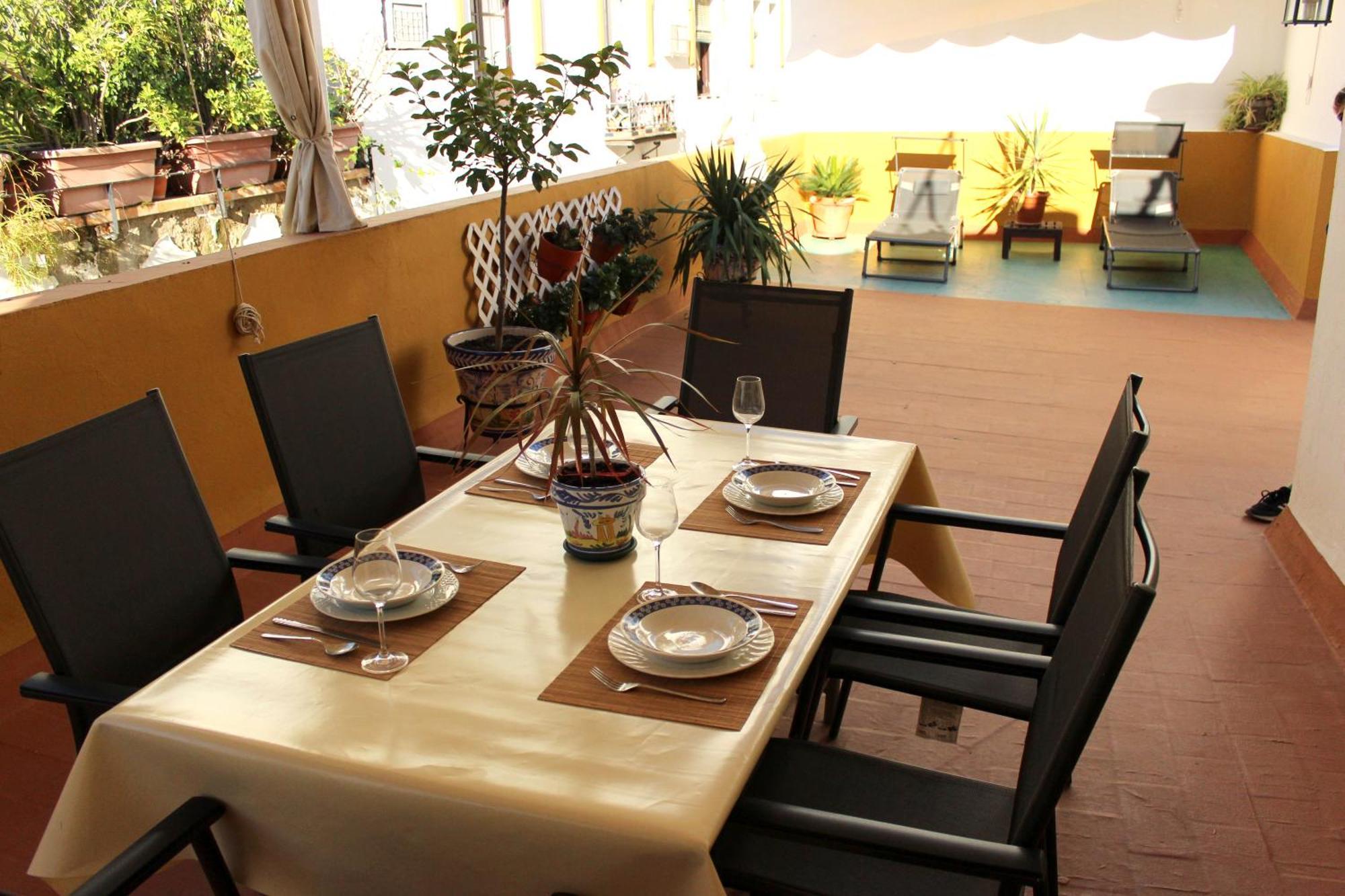 Duplex Acogedor Con Gran Terraza En Pleno Centro De Sevilla! Ngoại thất bức ảnh